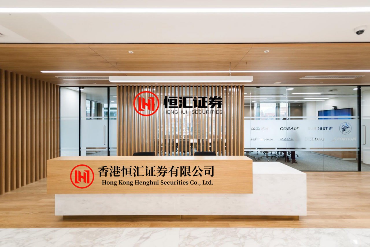 佰亿配资 假日里的梅陇生态公园，风是软的，花是艳的，心是美的